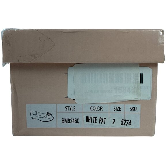 Badgley Mischka Girl's Avery Shimmer Bow White Flats (Little Kid/Big Kid) Size 2 - Picture 7 of 7